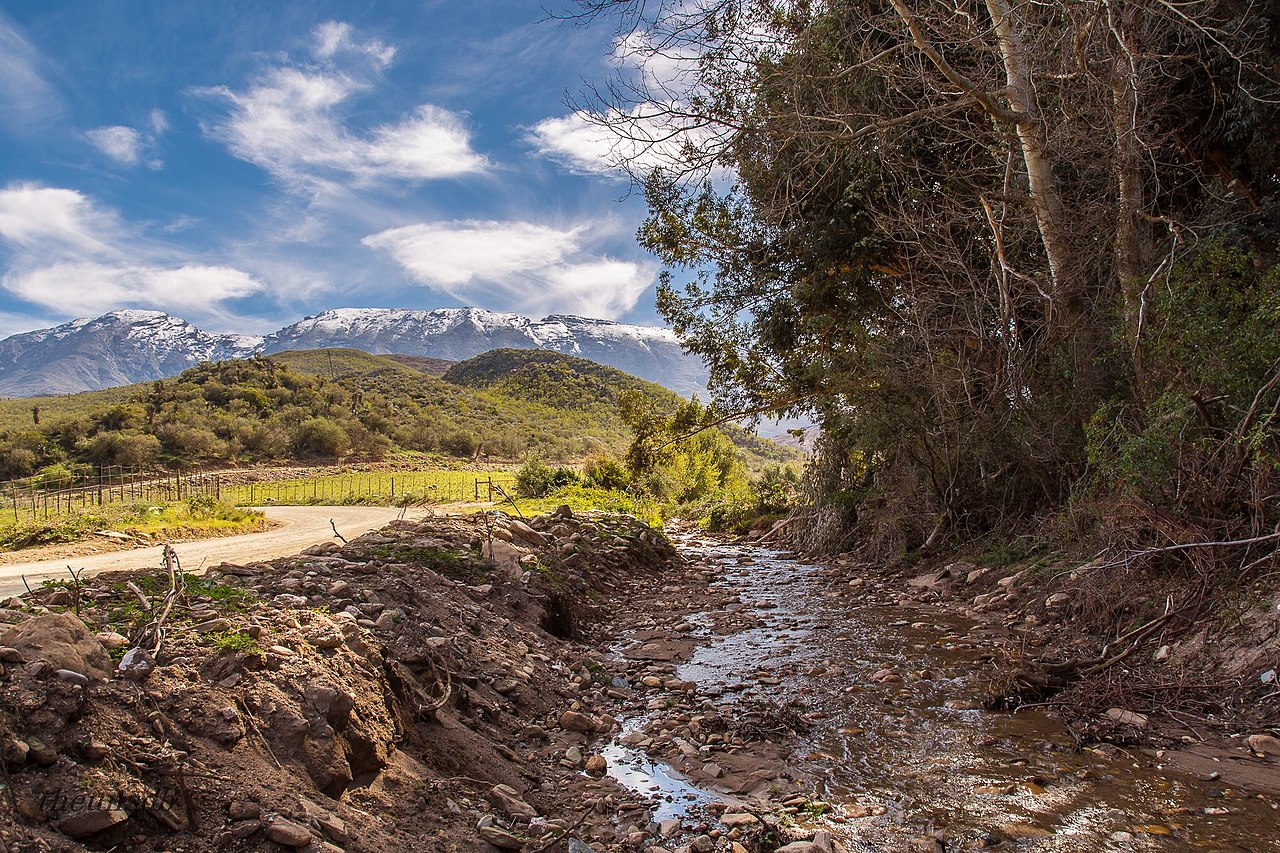 The Swaterberg Mountain range spans some 230km of the Western Cape. ©Theuns de Bruin