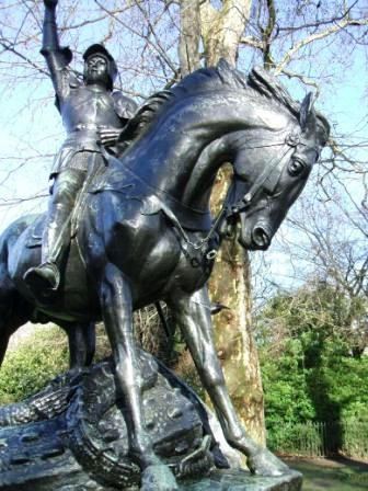 Cavalry Memorial - Hyde Park - London 